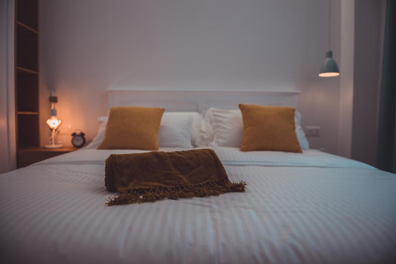 Tam Skanderbeg Square Serviced City Center Apartment No1 تيرانا المظهر الخارجي الصورة