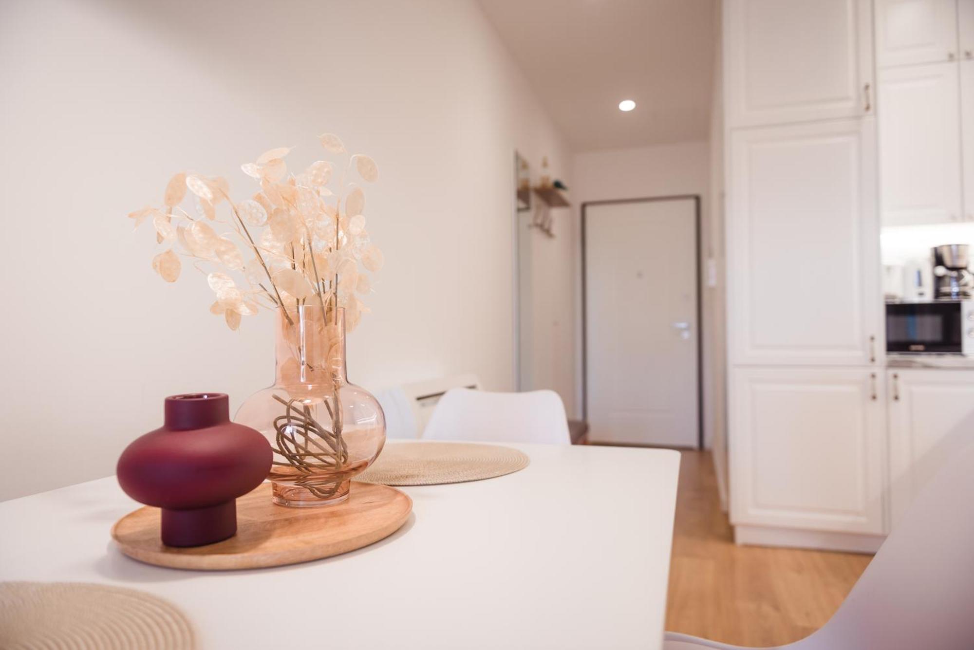 Tam Skanderbeg Square Serviced City Center Apartment No1 تيرانا المظهر الخارجي الصورة