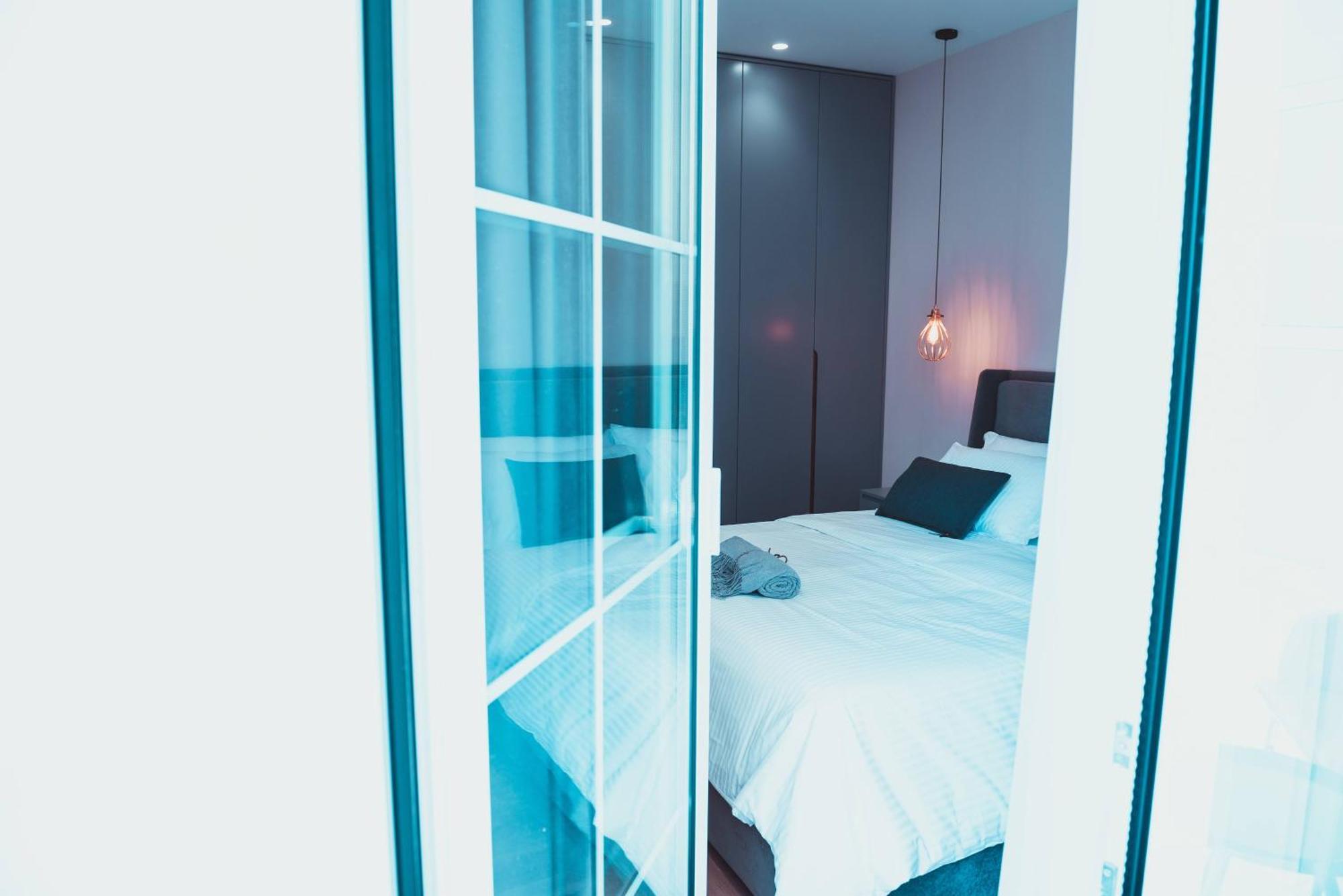 Tam Skanderbeg Square Serviced City Center Apartment No1 تيرانا المظهر الخارجي الصورة